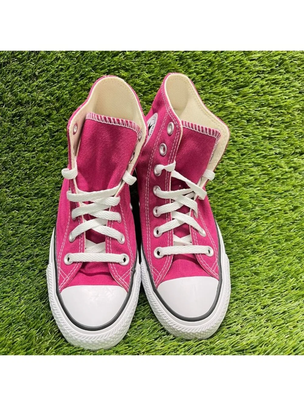 Converse Chuck Taylor All Star High Womens Size 5.5 Berry Casual Shoes Sneakers